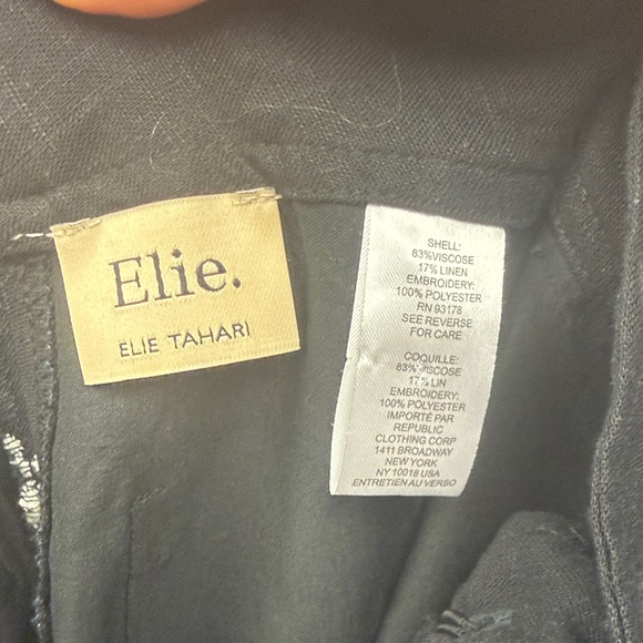 Elie Tahari Black Lined Garment with Label Detail - Picture 2 of 3